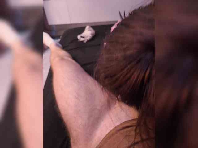 Sladka9lByloshkaa webcam