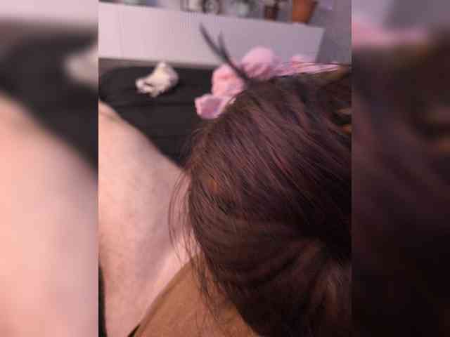 Sladka9lByloshkaa webcam