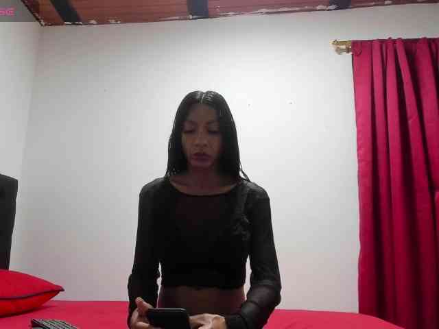 BRENDA-BIG-COCK Live Webcam on BongaCams