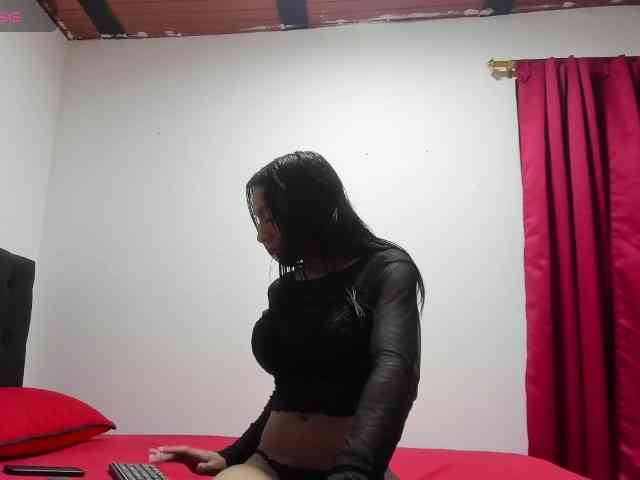 BRENDA-BIG-COCK Live Webcam on BongaCams