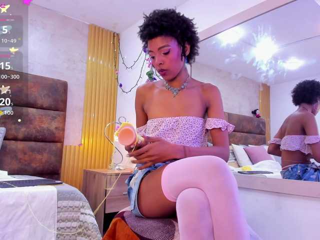 AnnieSanz live cam on BongaCams