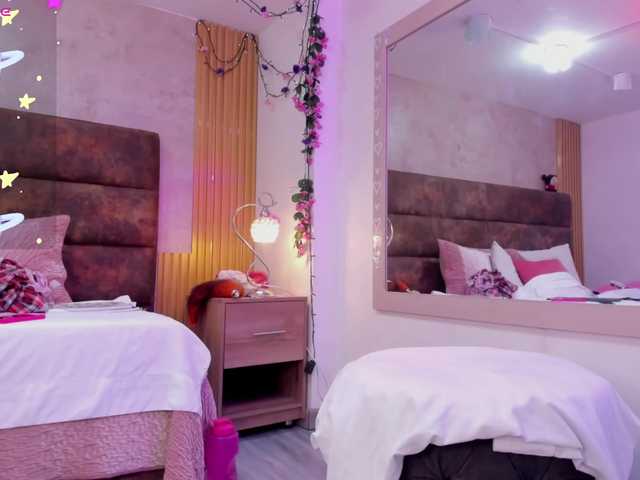 AnnieSanz live cam on BongaCams