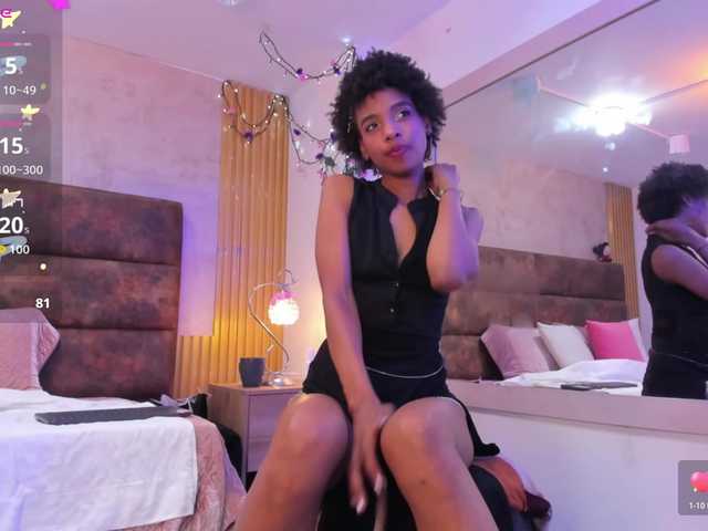 AnnieSanz live webcam show