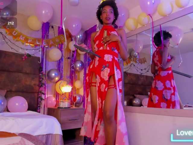 AnnieSanz live cam on BongaCams