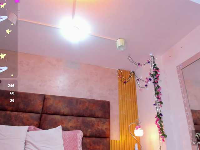 AnnieSanz live cam on BongaCams
