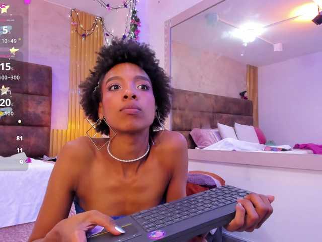 AnnieSanz live cam on BongaCams