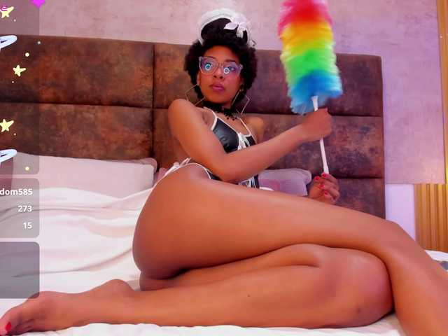 AnnieSanz live cam on BongaCams