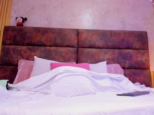 AnnieSanz live cam on BongaCams