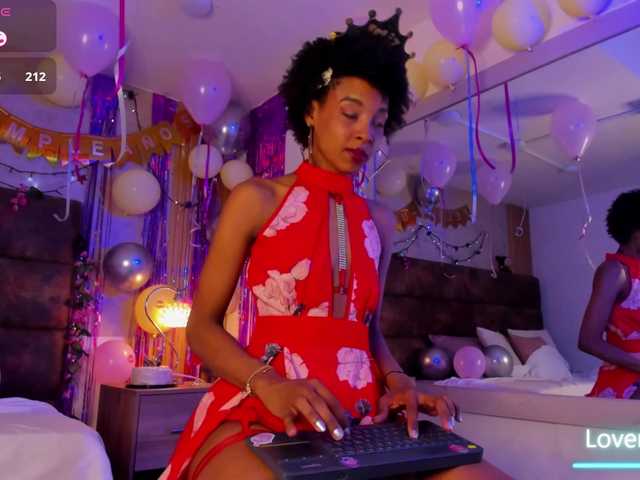AnnieSanz live cam on BongaCams
