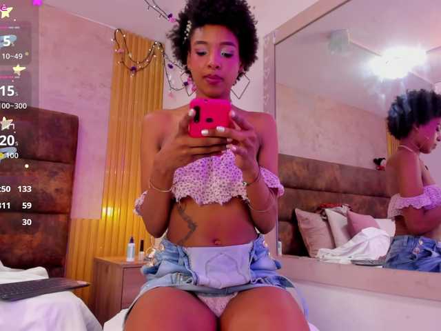 AnnieSanz live cam on BongaCams