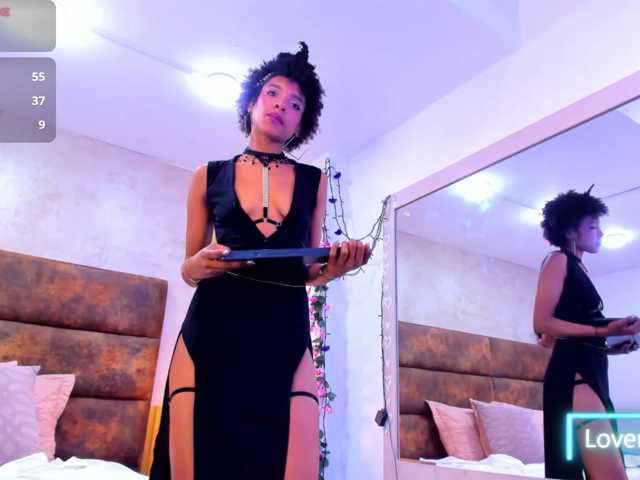 AnnieSanz live cam on BongaCams