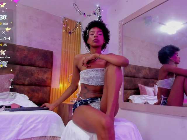 AnnieSanz live cam on BongaCams