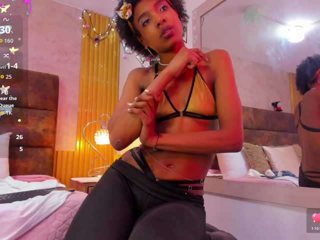 AnnieSanz live cam on BongaCams