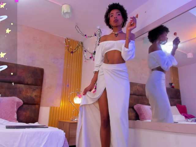AnnieSanz live cam on BongaCams