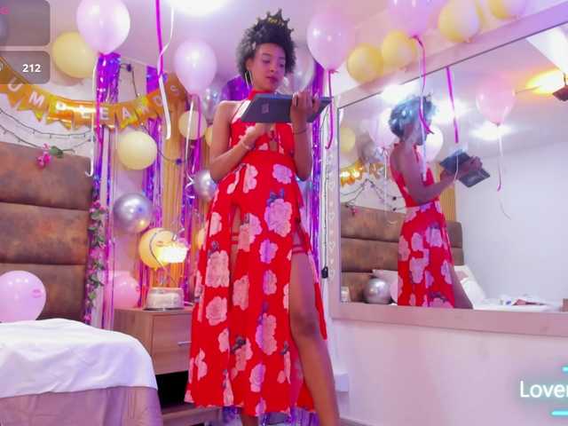 AnnieSanz live cam on BongaCams