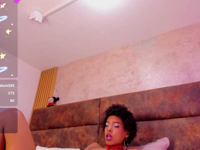 AnnieSanz live cam on BongaCams