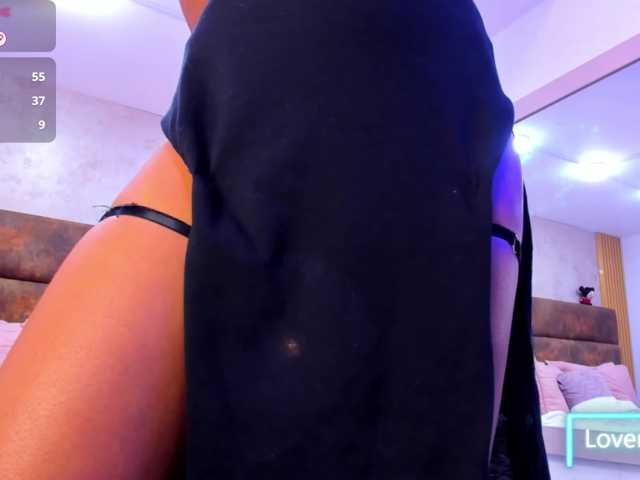 AnnieSanz live cam on BongaCams