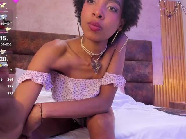 AnnieSanz live cam on BongaCams
