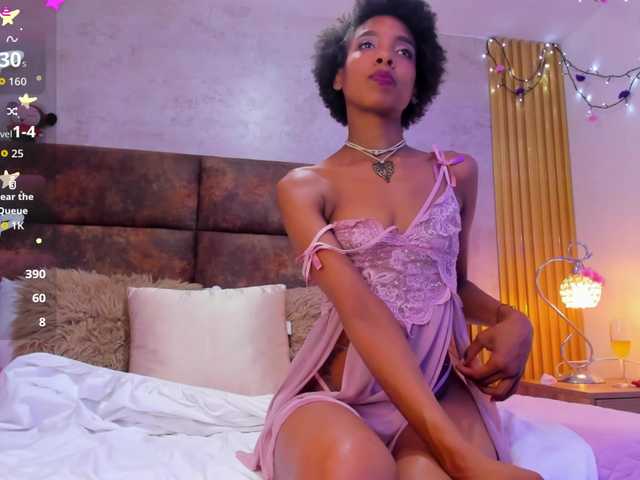 AnnieSanz live cam on BongaCams