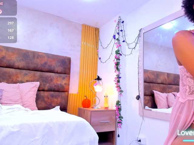 AnnieSanz live cam on BongaCams