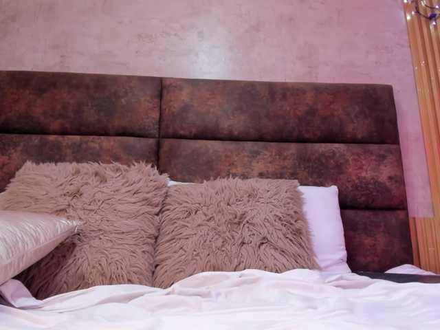 AnnieSanz live cam on BongaCams