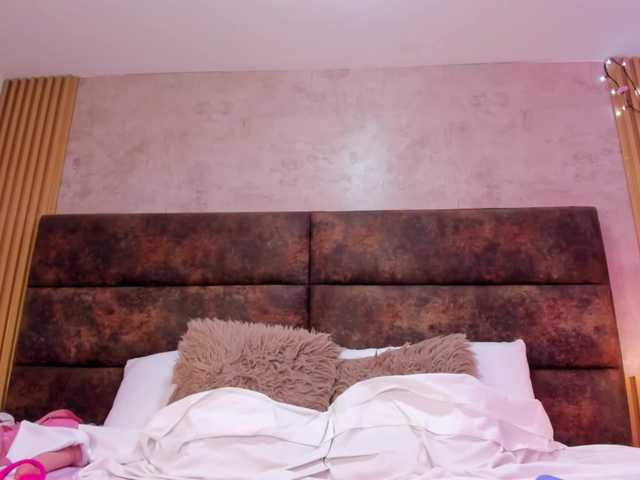 AnnieSanz live cam on BongaCams
