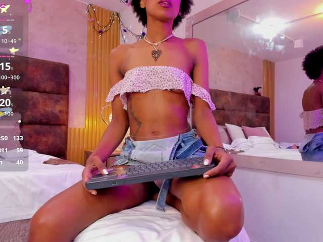 AnnieSanz live cam on BongaCams
