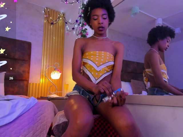 AnnieSanz live cam on BongaCams