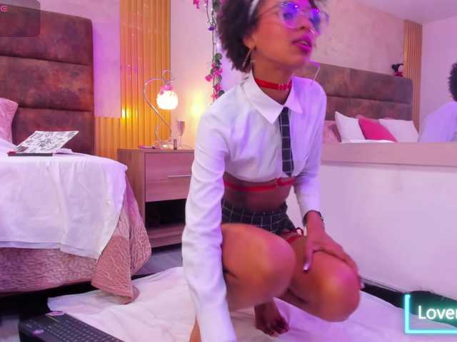 AnnieSanz live cam on BongaCams