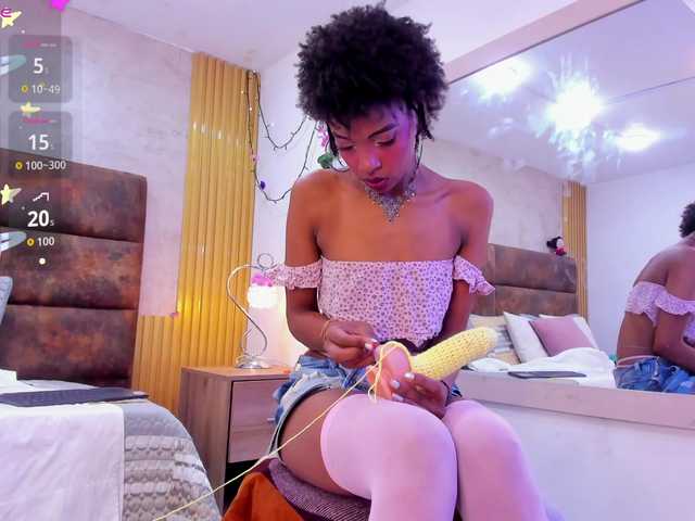 AnnieSanz live cam on BongaCams