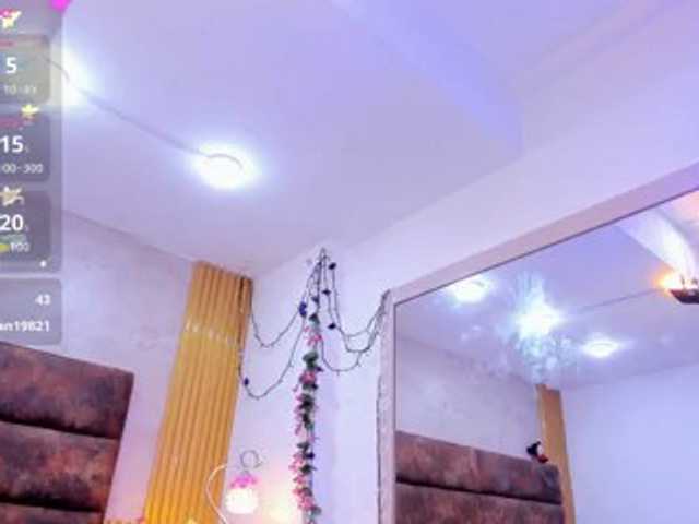 AnnieSanz live cam on BongaCams