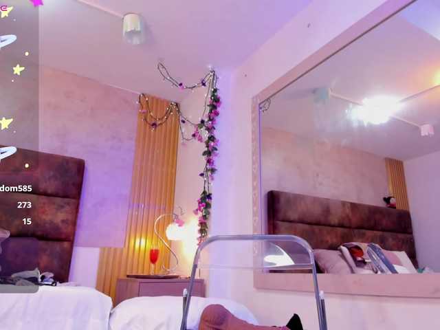 AnnieSanz live cam on BongaCams