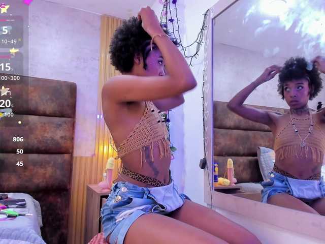 AnnieSanz live cam on BongaCams