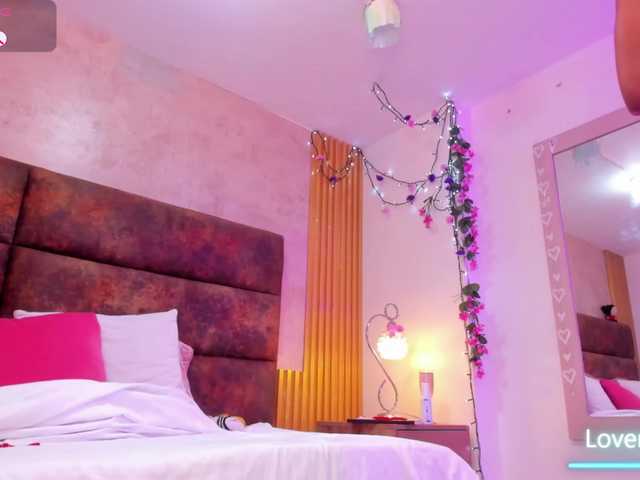AnnieSanz live cam on BongaCams