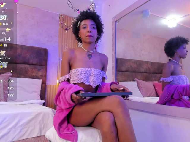 AnnieSanz live cam on BongaCams