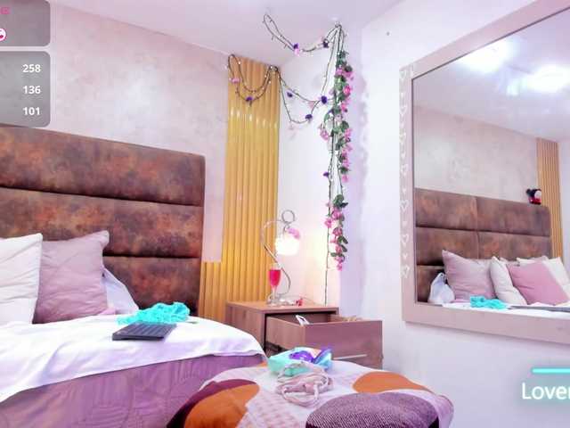 AnnieSanz live cam