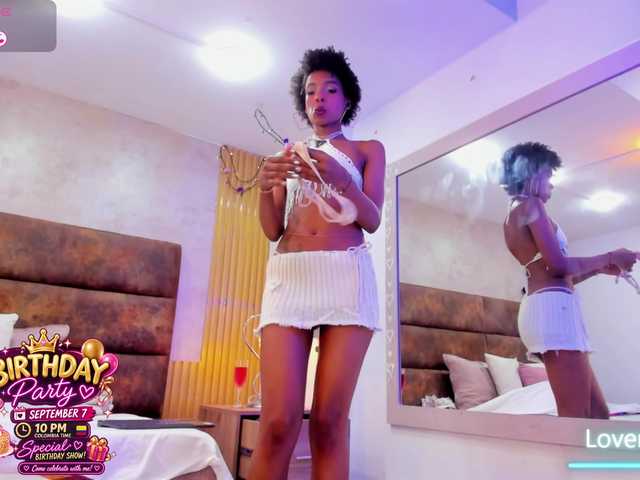 AnnieSanz live cam on BongaCams
