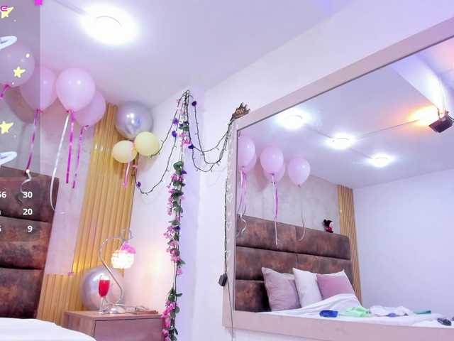 AnnieSanz live cam on BongaCams