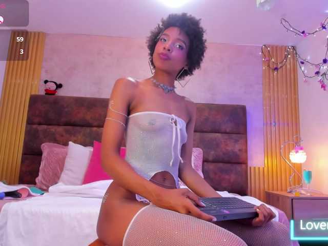 AnnieSanz live cam on BongaCams