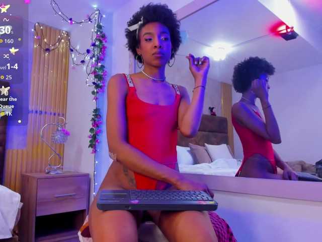 AnnieSanz live cam on BongaCams