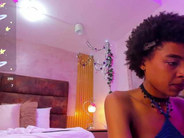 AnnieSanz live cam on BongaCams