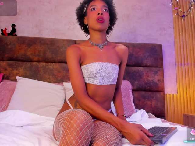 AnnieSanz live cam on BongaCams