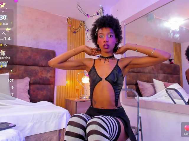 AnnieSanz live cam on BongaCams