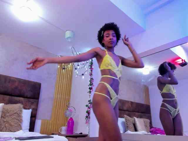 AnnieSanz webcam
