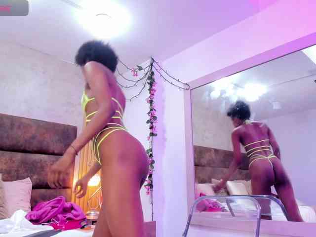 AnnieSanz webcam