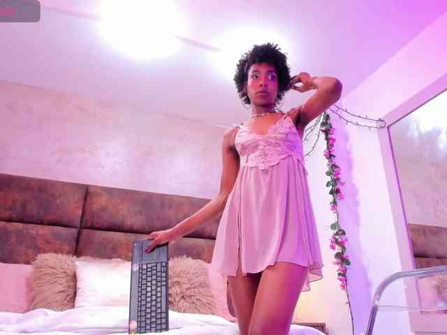 AnnieSanz webcam