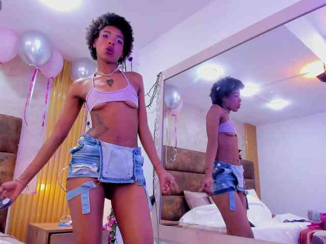 AnnieSanz webcam