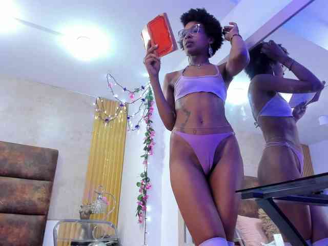 AnnieSanz webcam