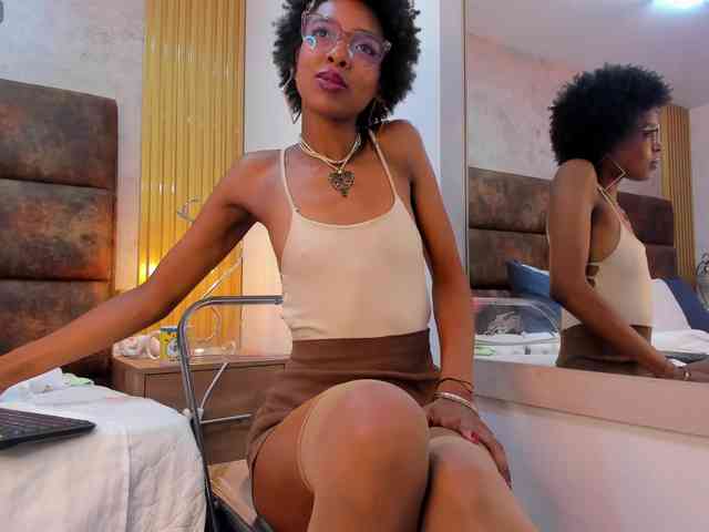 AnnieSanz webcam