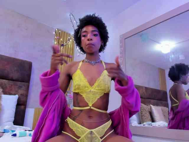 AnnieSanz webcam